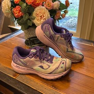 Brooks Ghost 14